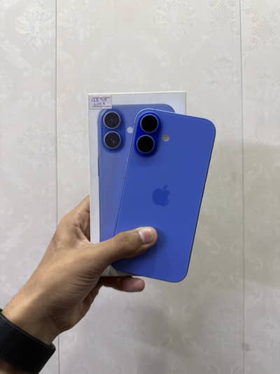 Apple iPhone 16
