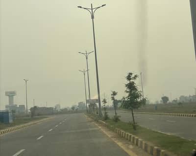 Corner 5 Marla Spacious Residential Plot Available In DHA Phase 8 - Block Z3 For sale