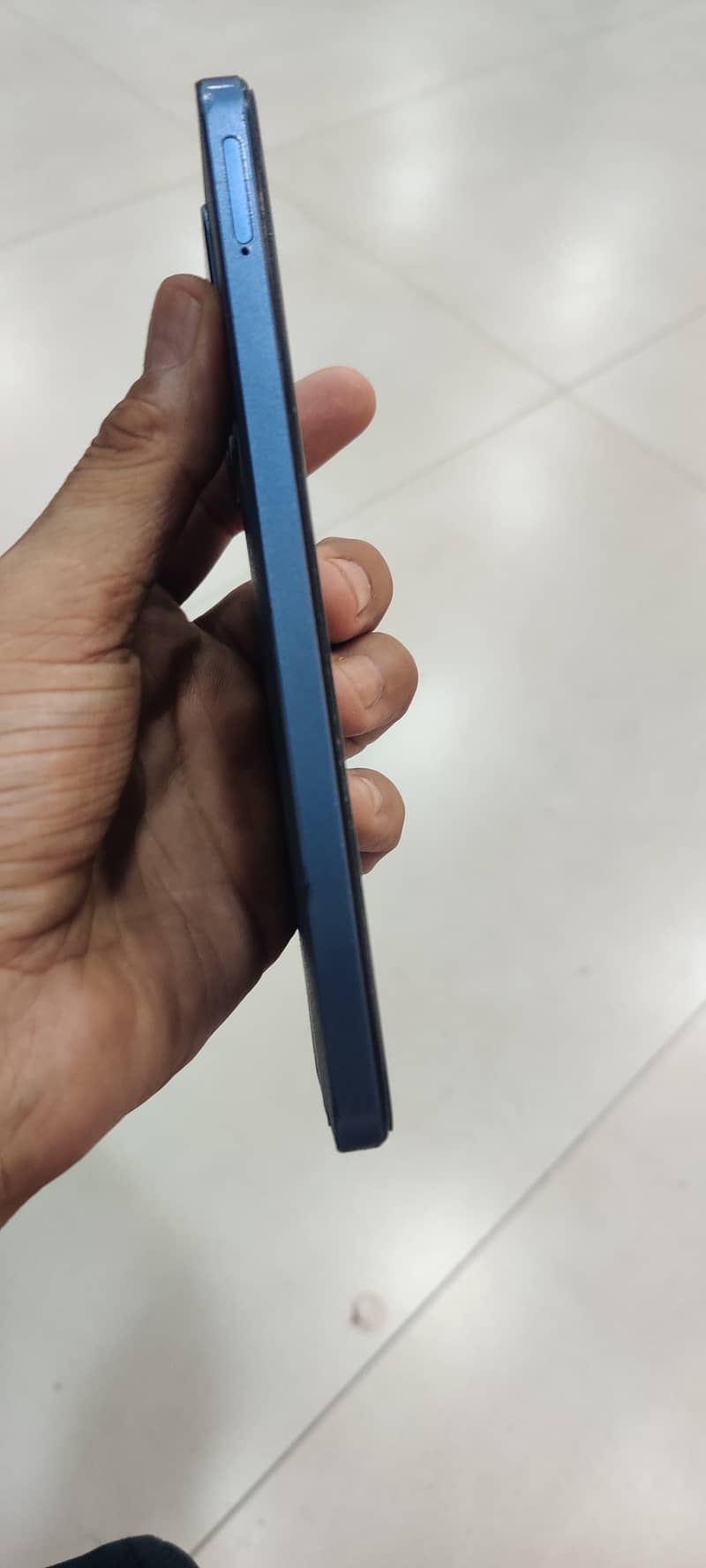 Realme C63 1