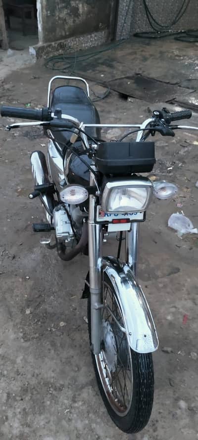 Honda CG 125 2022 | Nov Registered | First Owner | Original Condition