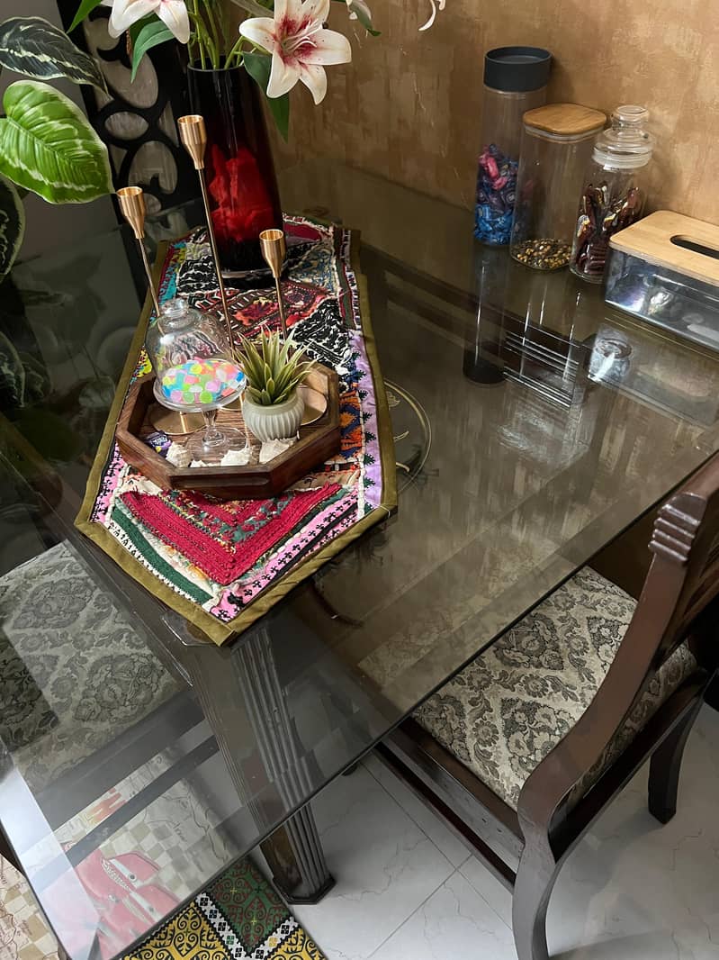 decorations table 1