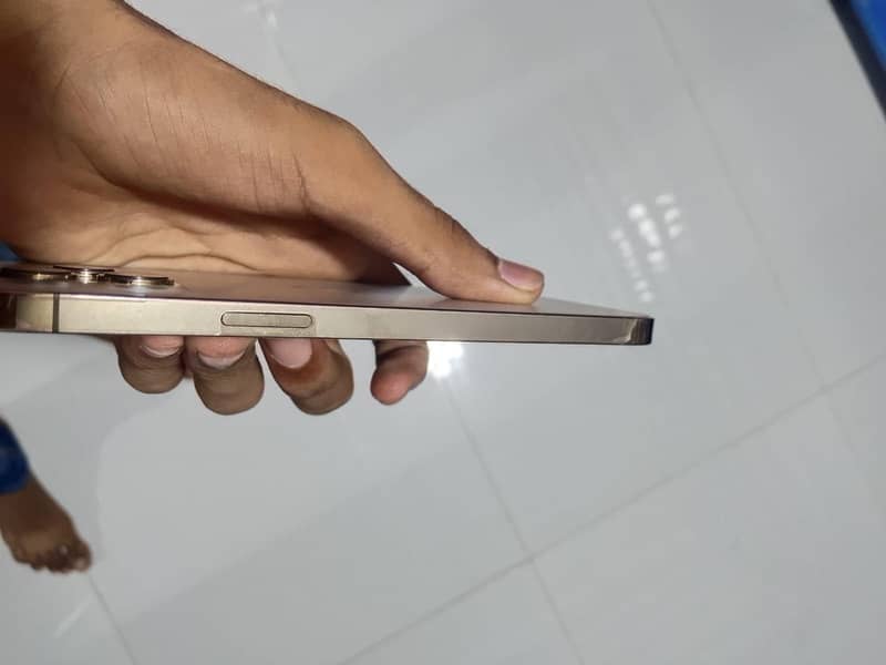Apple iPhone 12 Pro Max 5