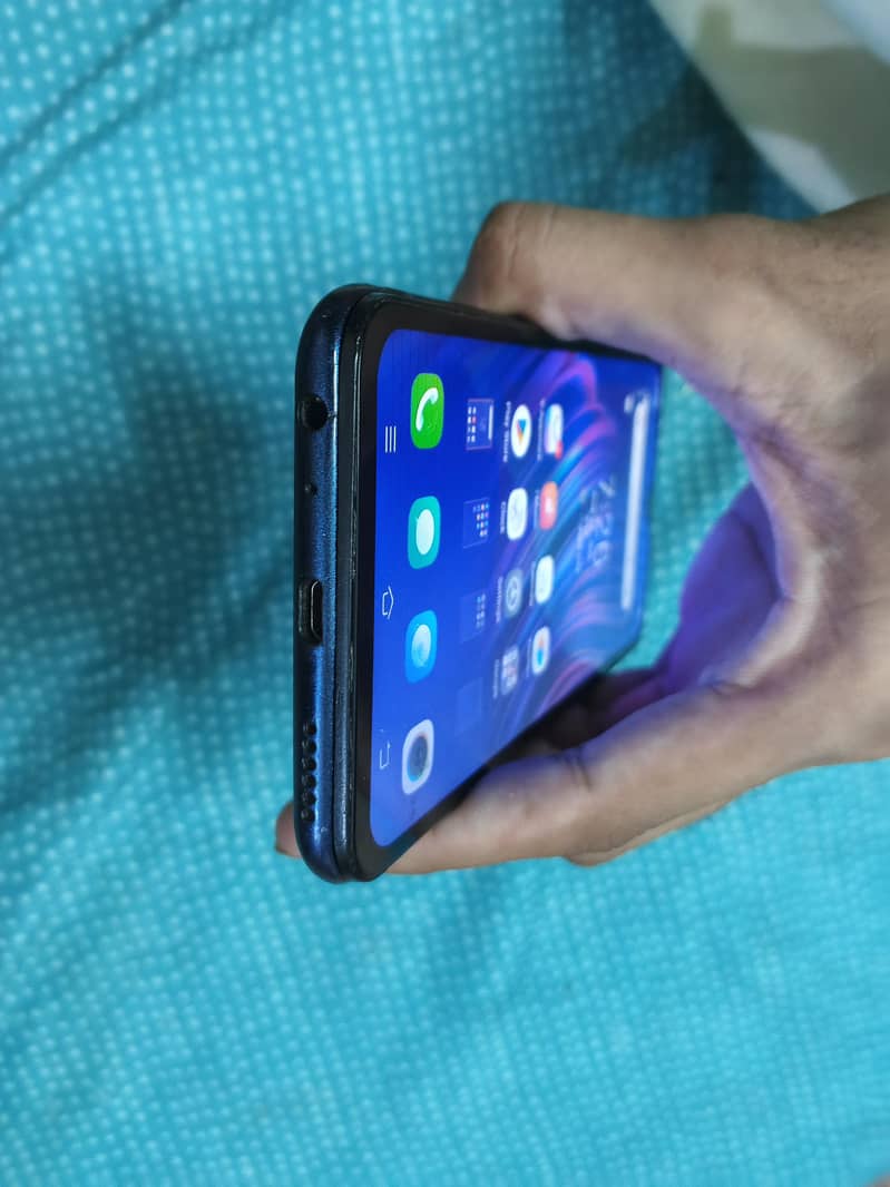 Vivo y97 8/256 urgent sale 7