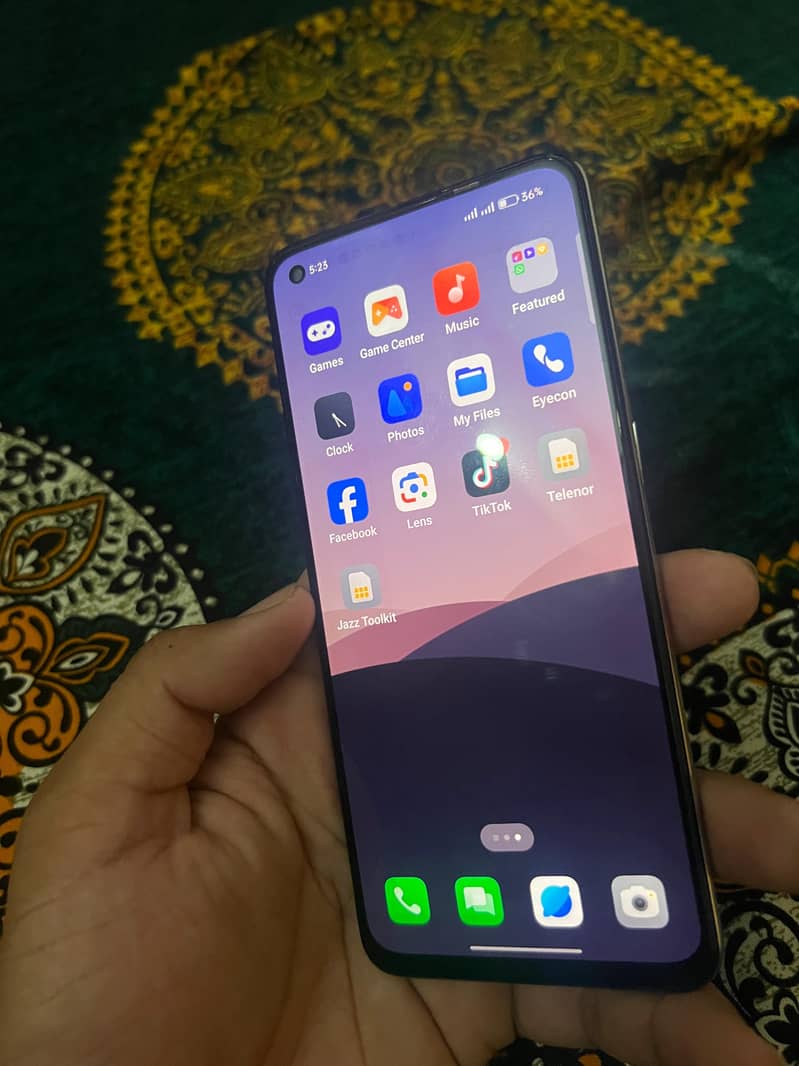 OPPO Reno 6