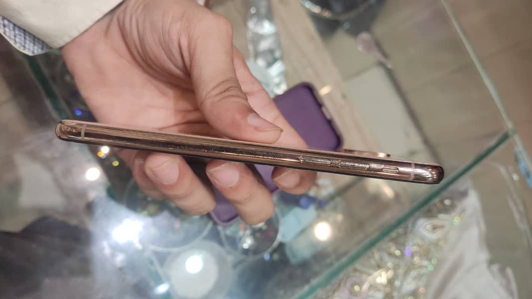 iPhone xs 256 5