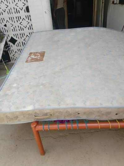 Double bed spring Master Form For urgent sale