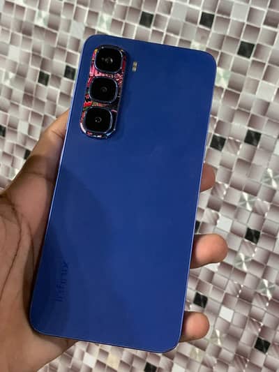 Infinix Hot 60 i (6+6/128 gb)