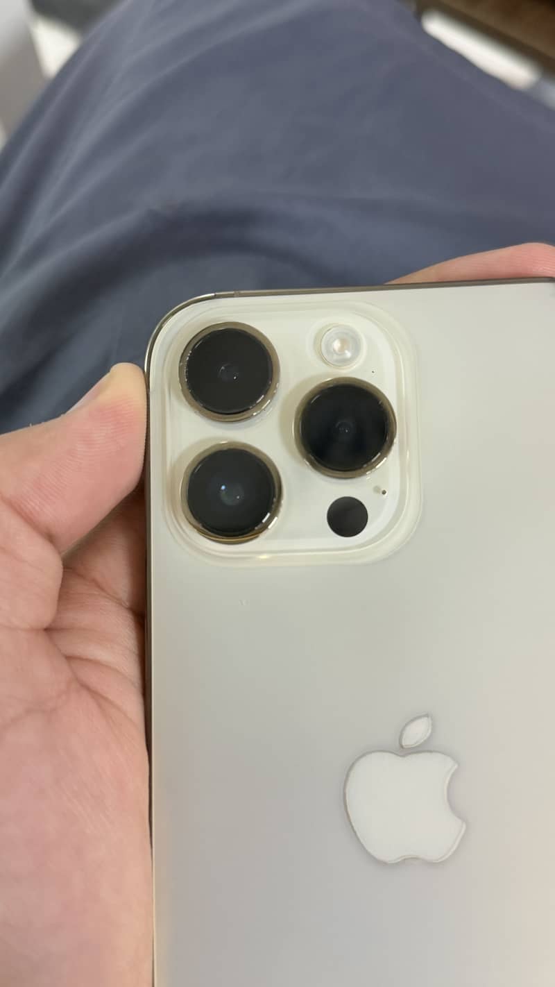 Apple iPhone 14 Pro Max 5