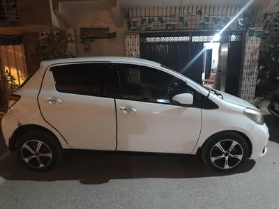 Toyota Vitz 2012
