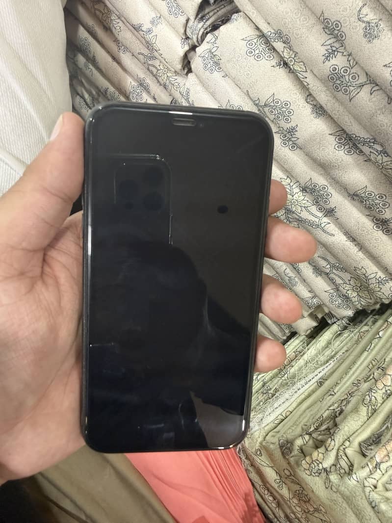 Apple iPhone 11 2
