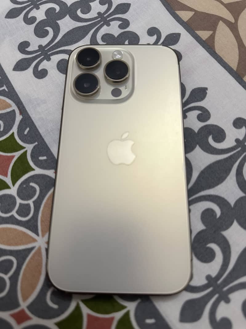 Apple iPhone 14 Pro 2