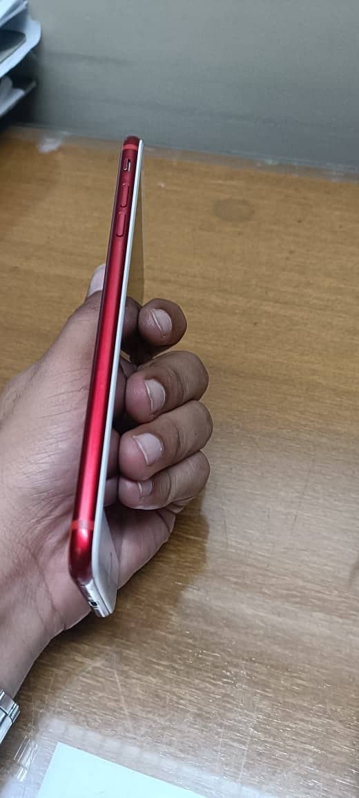 Apple iPhone 7 Plus 1
