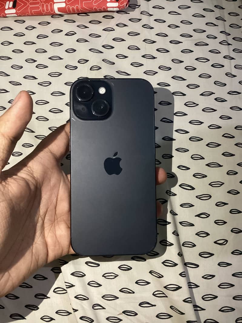 Apple iPhone 15 3