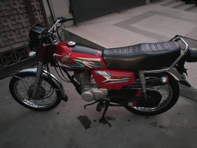 Honda 125 model 2023 Good condition Home Use