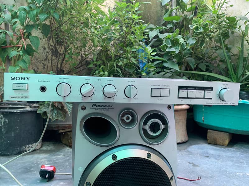 Sony Amplifier 4