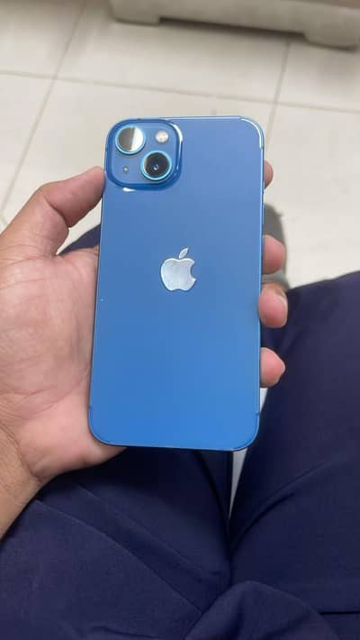 Apple iPhone 13