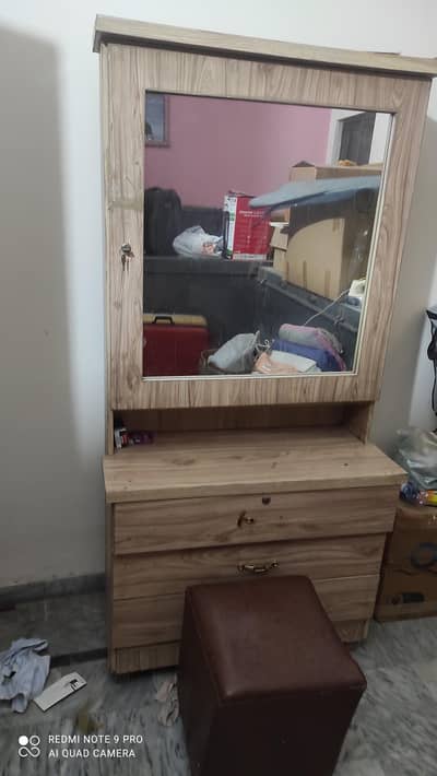 Dressing table for sale