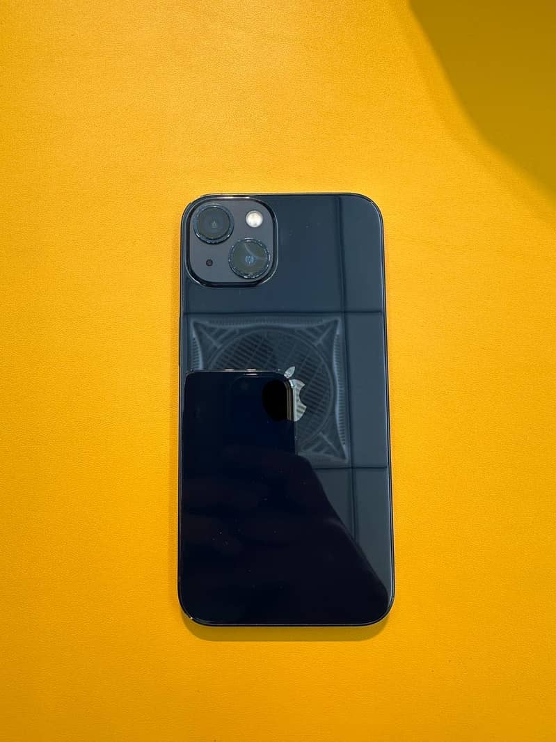 Apple iPhone 13 3
