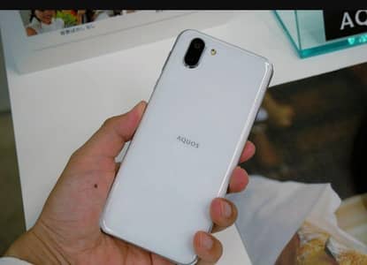 Sharp Aquos R2 Non Pta