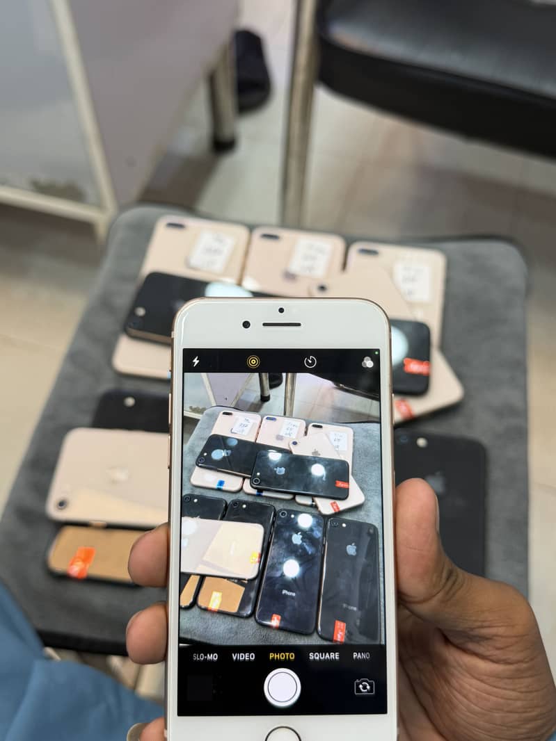 Apple iPhone 8 9
