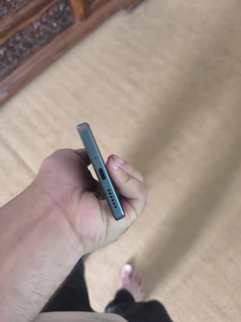 Xiaomi Redmi Note 13 Pro 3