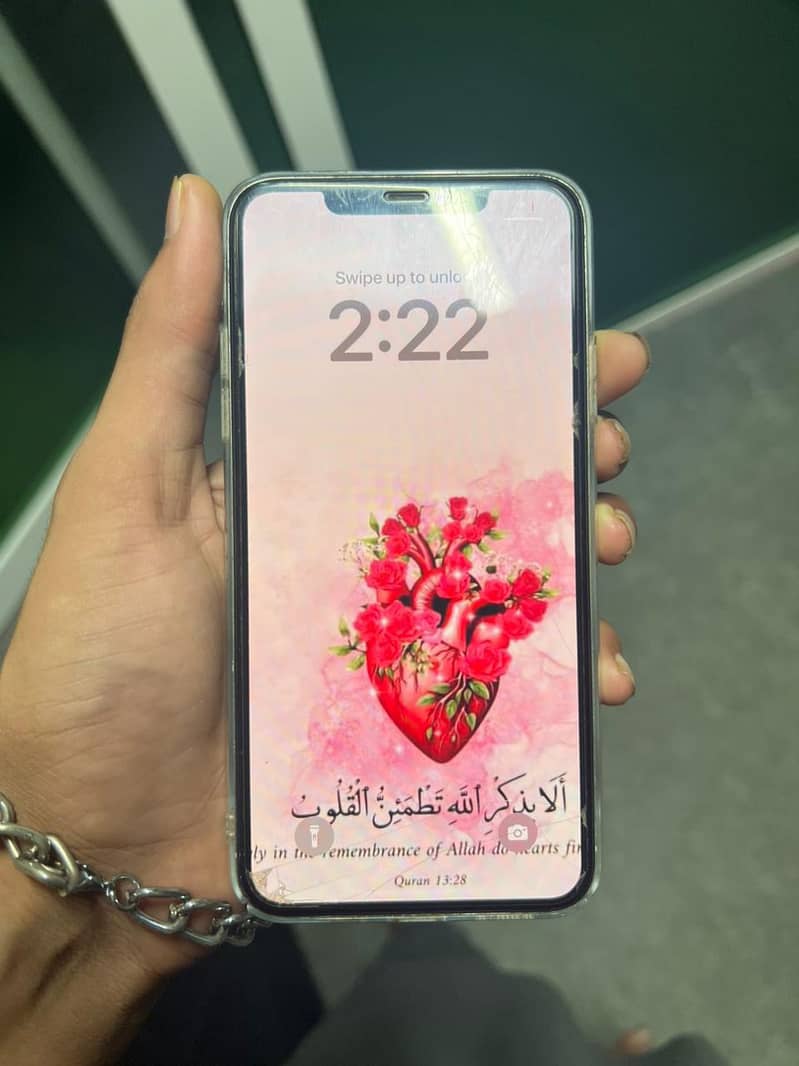 Apple iPhone 11 Pro Max 1