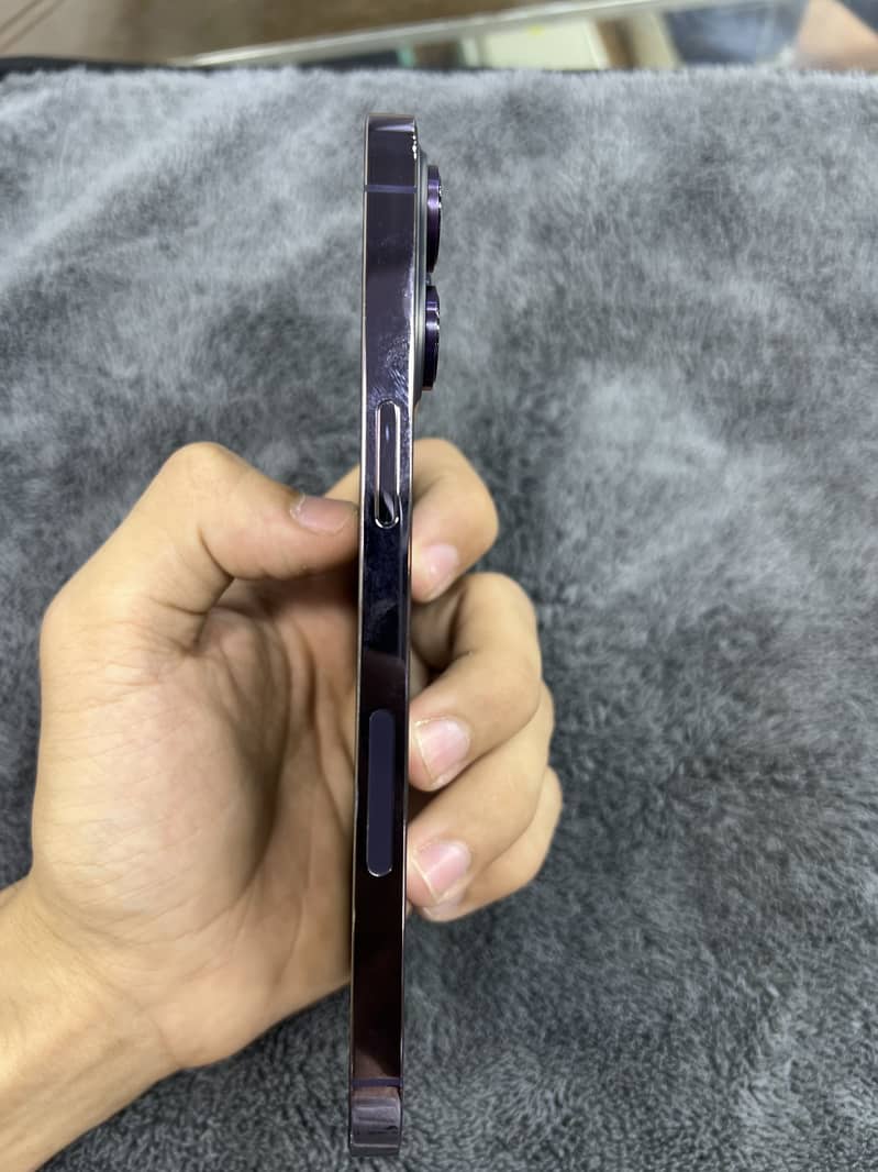 Apple iPhone 14 Pro Max 4