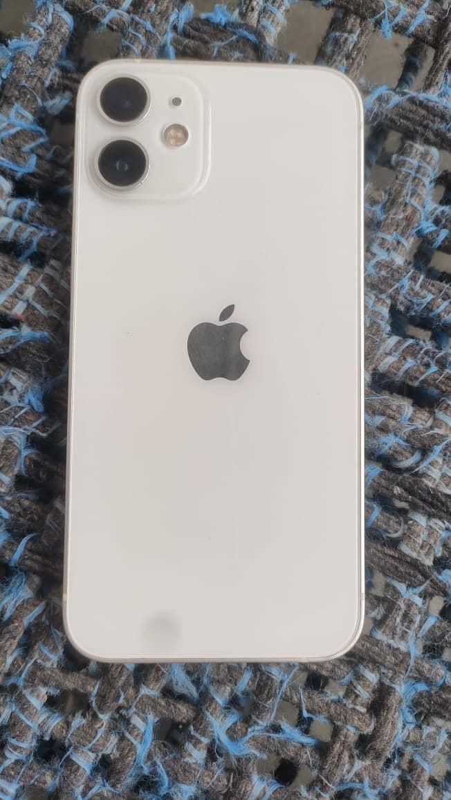 iPhone 12 mini 0