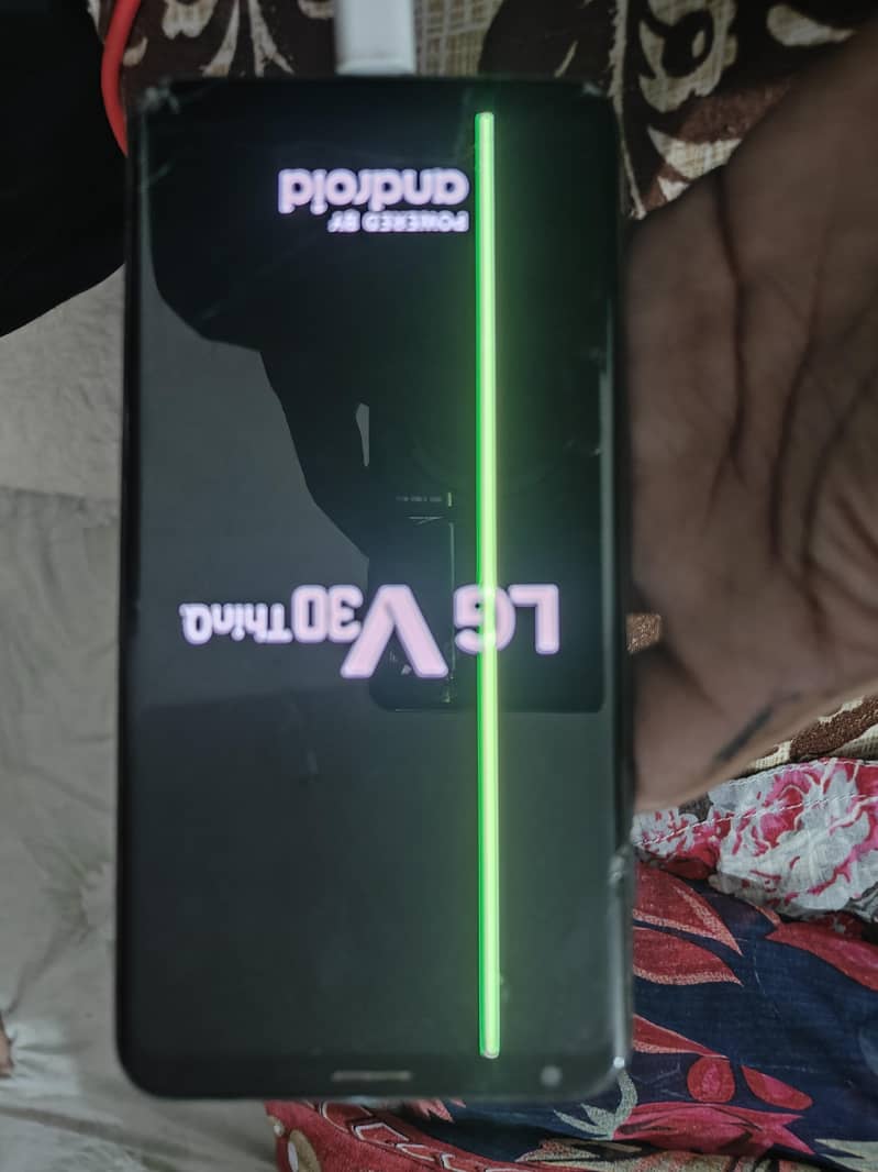 LG V30 1