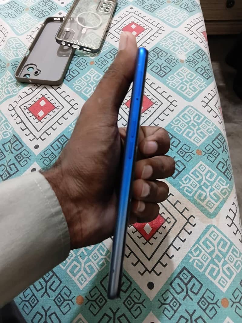 OPPO A54 1