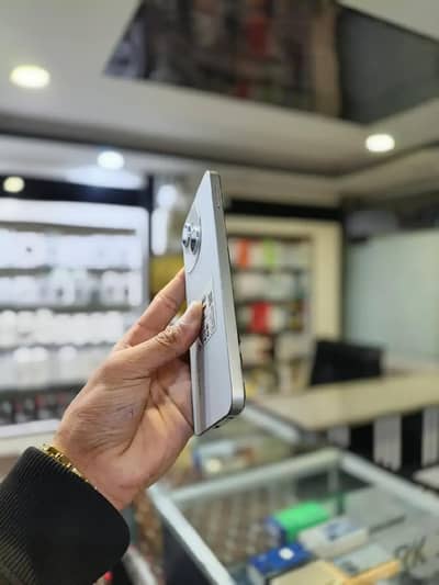 Tecno Spark Go 1