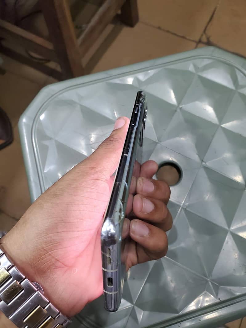 One Plus 9 Pro 5g 2