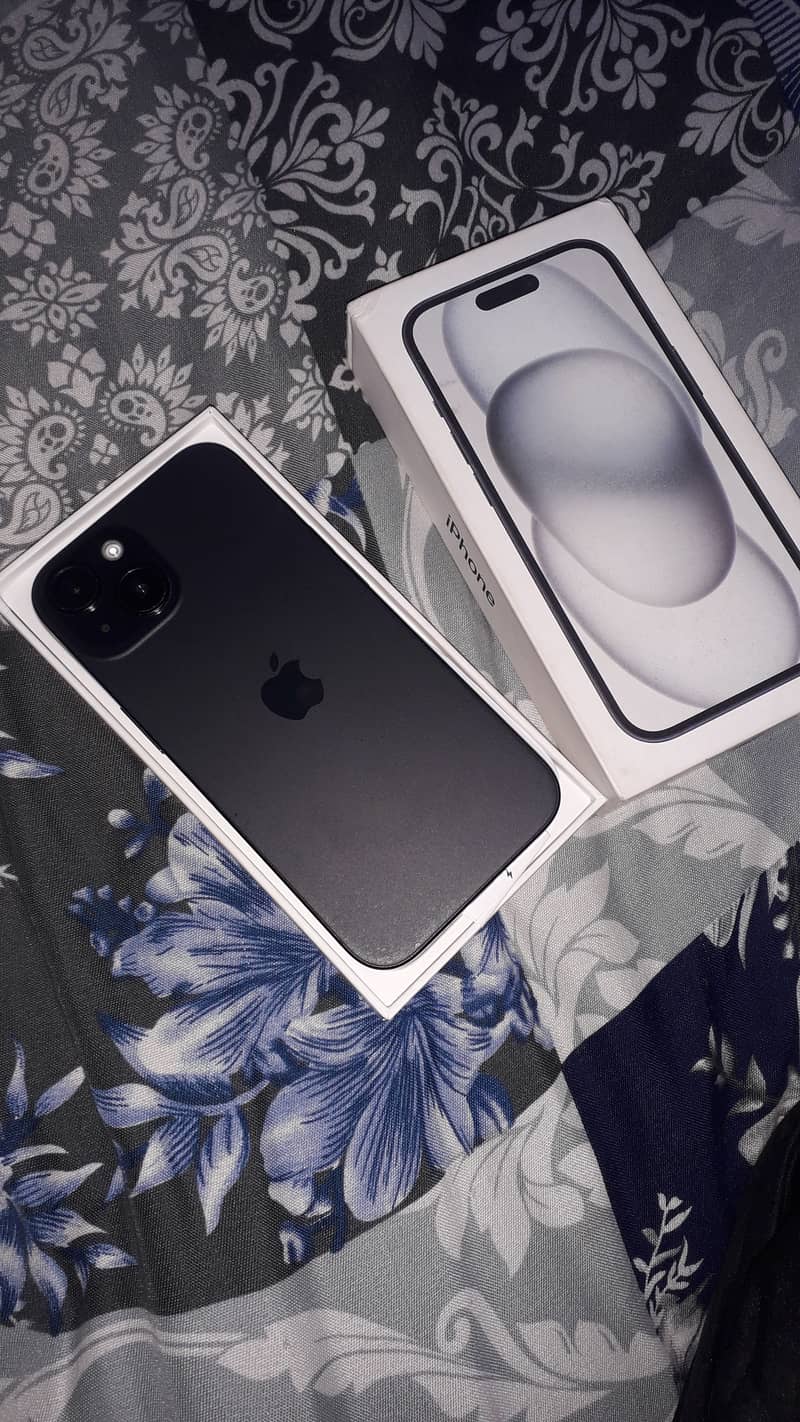 Apple iPhone 15 1