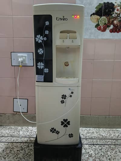 water dispenser enviro in excellent condition