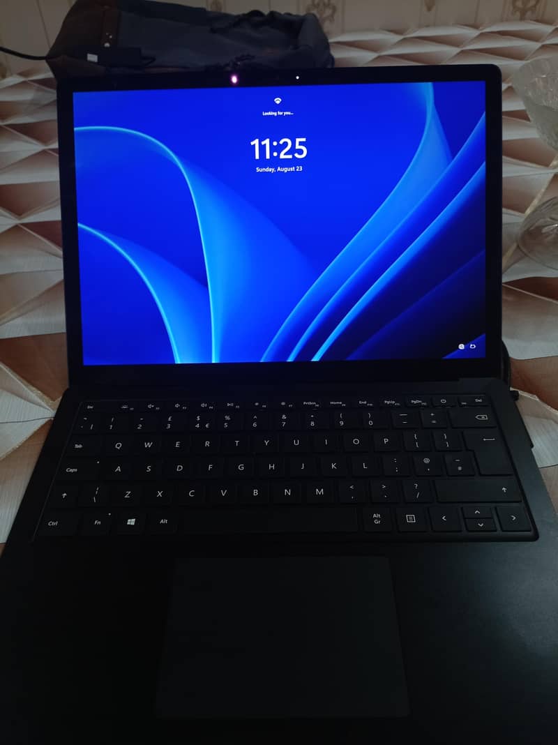 Microsoft Laptop 0
