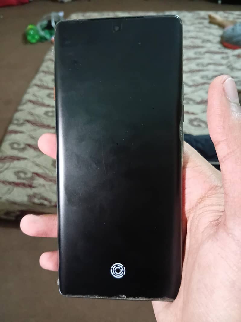 Tecno CAMON 40 Pro 4
