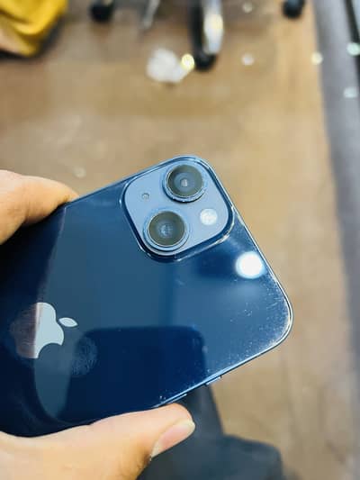 Apple iPhone 14