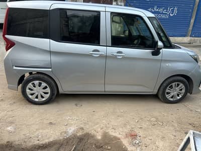Toyota Roomy 2022