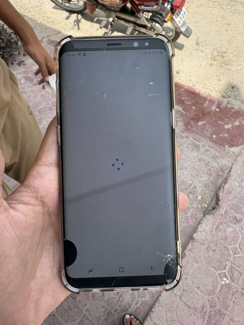 Samsung Mobile S8 Plus 4