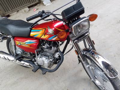 Honda GC 125 Rad Color