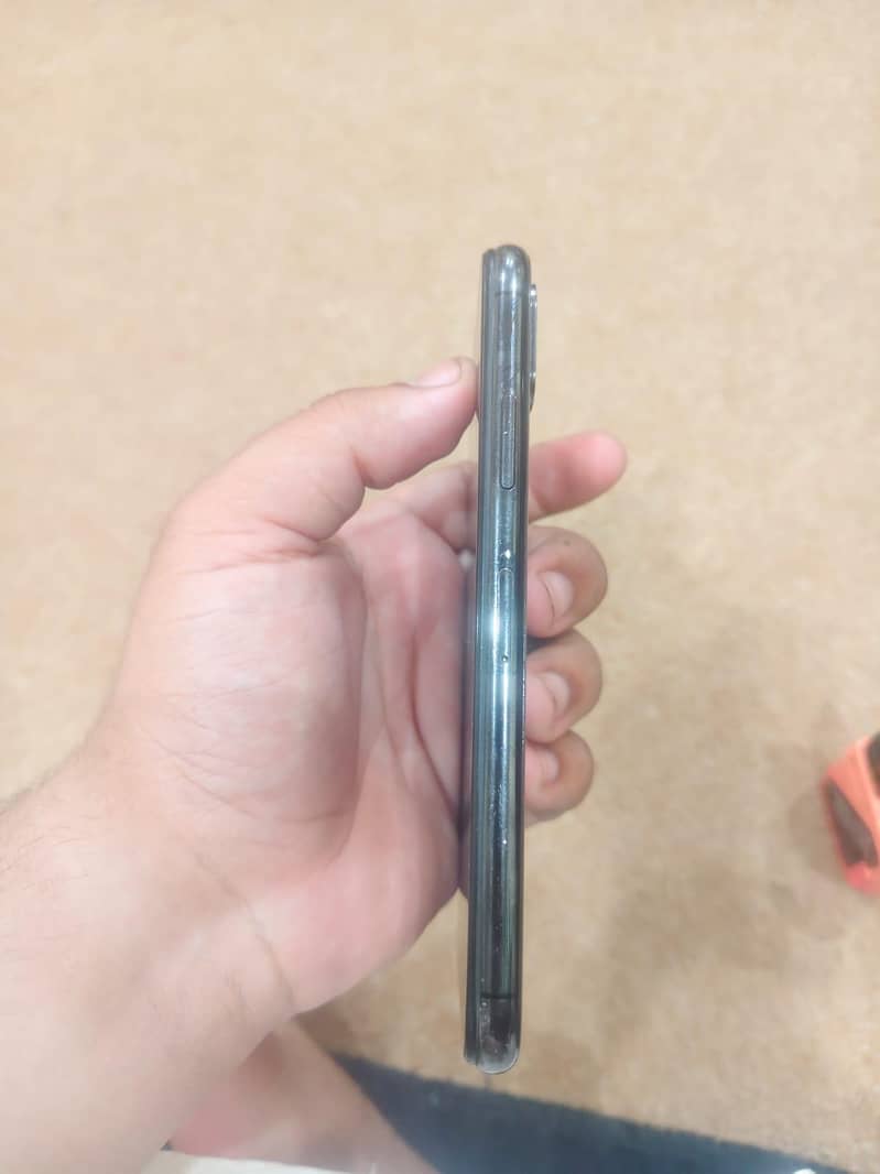 iPhone xs pta 4