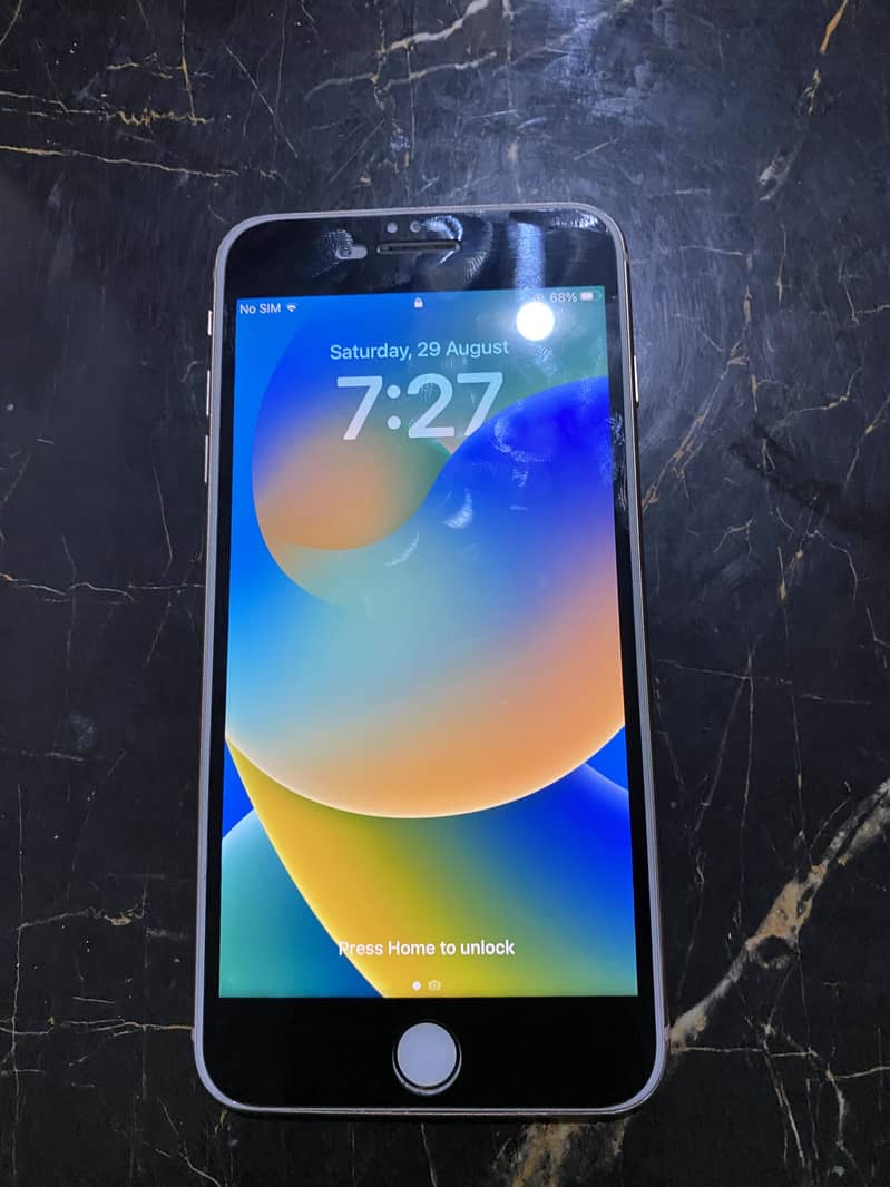 iPhone 8 Plus JV 64GB 2