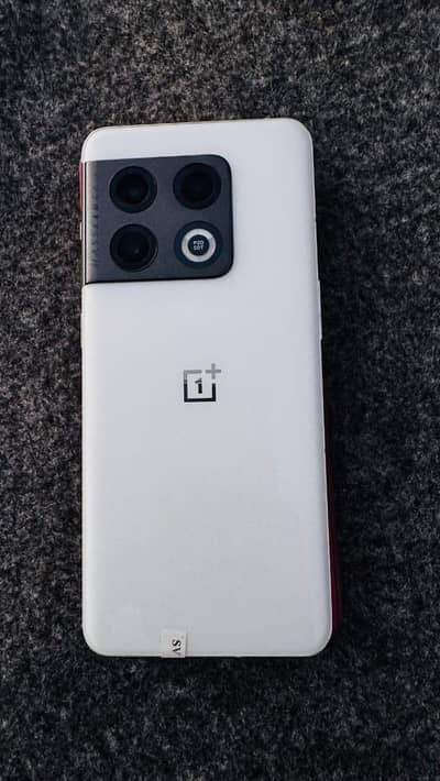One Plus 10 Pro