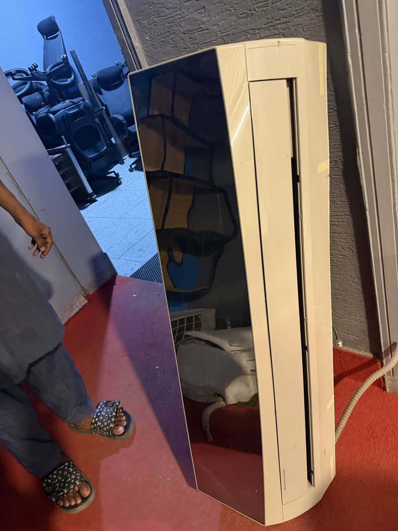 2 ton Gree ac 2