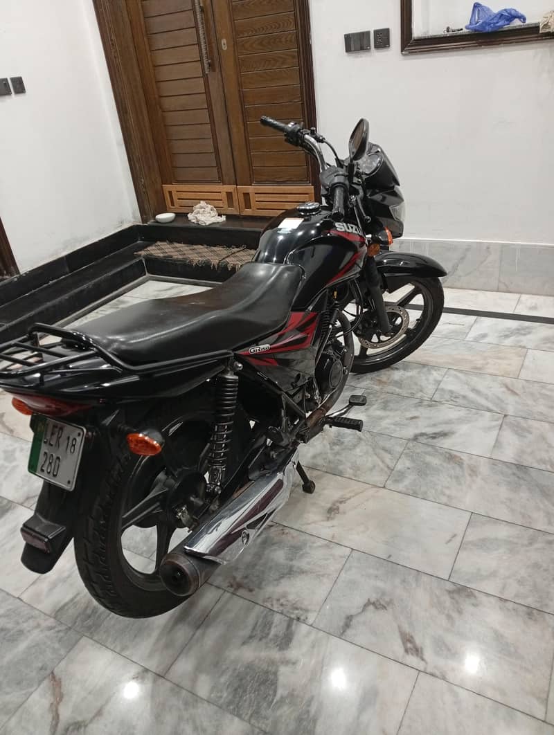 SUZUKI GR 150 6