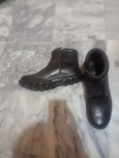 safety shoe pur lather