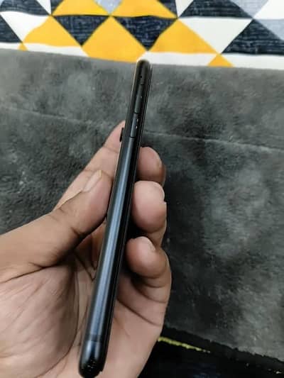 Apple iPhone SE
