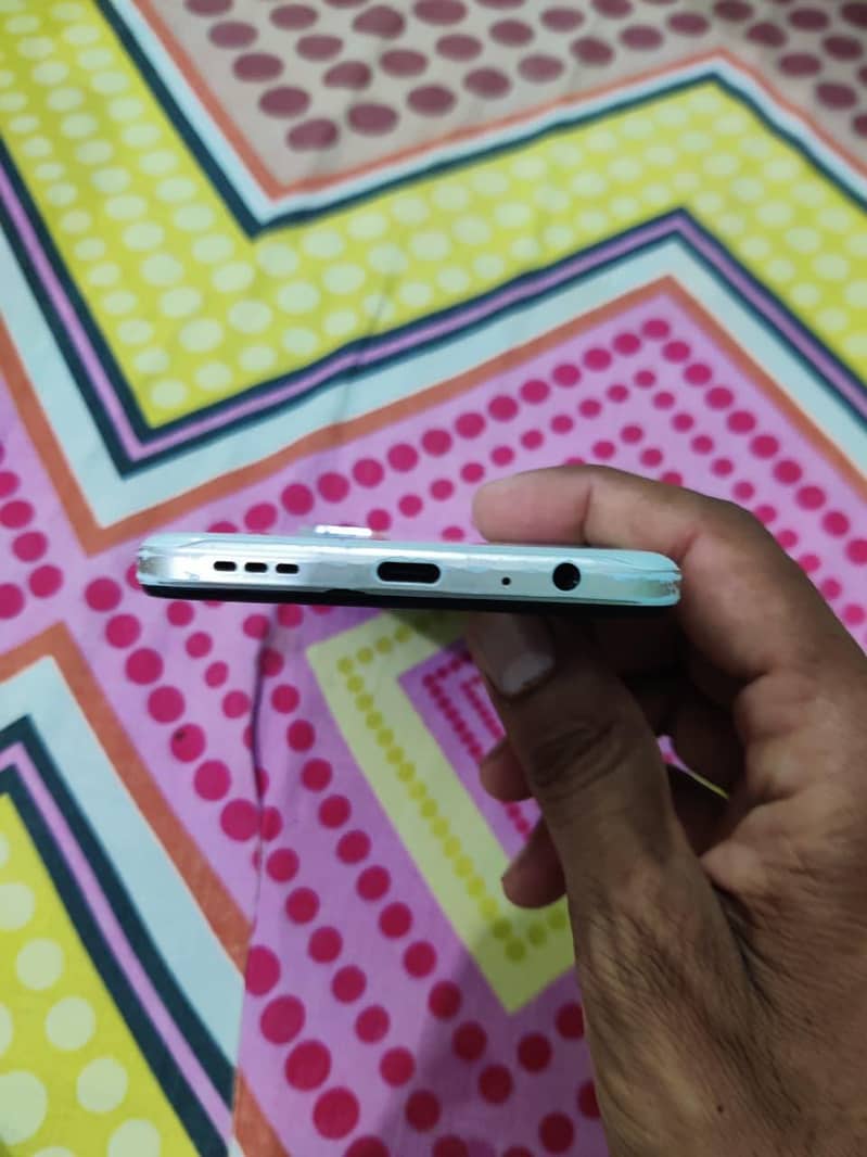 Tecno CAMON 18T 4