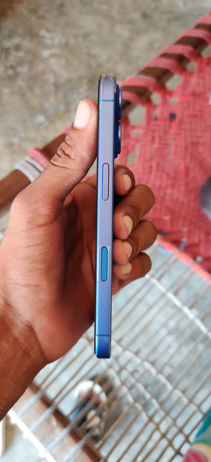 Apple iPhone 16 4