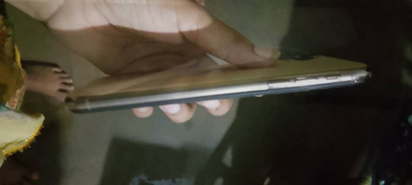 Apple iPhone 11 Pro Max 3
